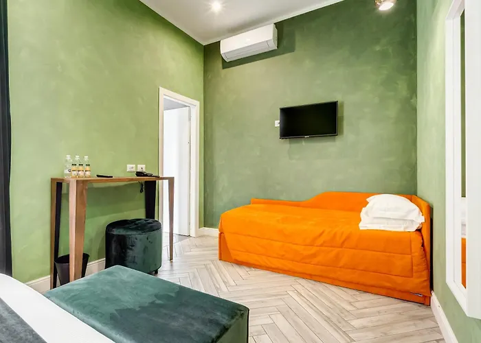 Ripetta Luxurious